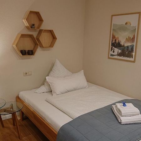 Gemuetliche Ferienwohnung Am Ortsrand Kreuzwertheim Buitenkant foto