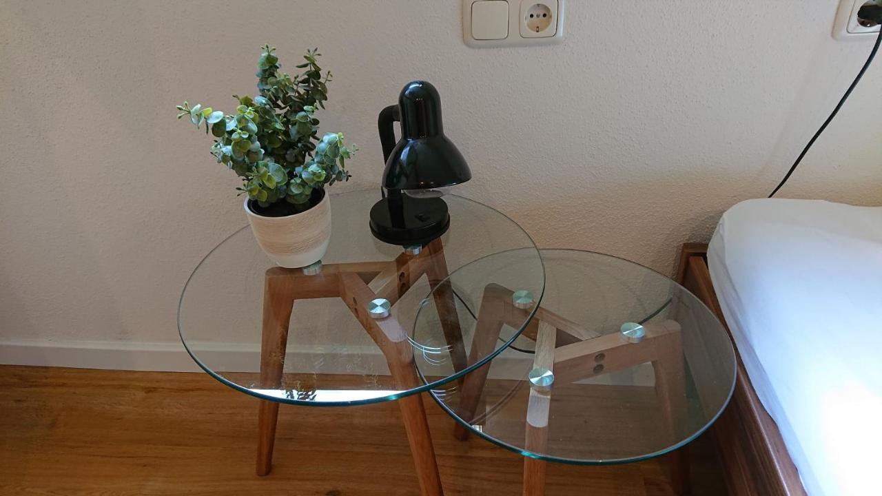 Gemuetliche Ferienwohnung Am Ortsrand Kreuzwertheim Buitenkant foto